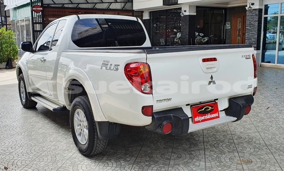 Buy Used Mitsubishi Triton White Car in Bangkok in Bangkok Buy Used Mitsubishi Triton White Car in Bangkok in Bangkok