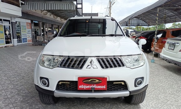 ซื้อ รถมือสอง Mitsubishi Pajero Sport ขาว รถยนต์ ใน %{เมือง} ใน กรุงเทพมหานคร ซื้อ รถมือสอง Mitsubishi Pajero Sport ขาว รถยนต์ ใน %{เมือง} ใน กรุงเทพมหานคร