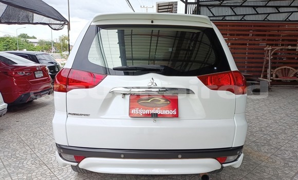 ซื้อ รถมือสอง Mitsubishi Pajero Sport ขาว รถยนต์ ใน %{เมือง} ใน กรุงเทพมหานคร ซื้อ รถมือสอง Mitsubishi Pajero Sport ขาว รถยนต์ ใน %{เมือง} ใน กรุงเทพมหานคร