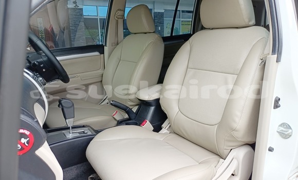 ซื้อ รถมือสอง Mitsubishi Pajero Sport ขาว รถยนต์ ใน %{เมือง} ใน กรุงเทพมหานคร ซื้อ รถมือสอง Mitsubishi Pajero Sport ขาว รถยนต์ ใน %{เมือง} ใน กรุงเทพมหานคร