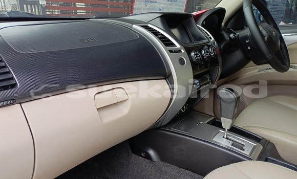 ซื้อ รถมือสอง Mitsubishi Pajero Sport ขาว รถยนต์ ใน %{เมือง} ใน กรุงเทพมหานคร ซื้อ รถมือสอง Mitsubishi Pajero Sport ขาว รถยนต์ ใน %{เมือง} ใน กรุงเทพมหานคร