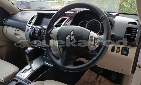 ซื้อ รถมือสอง Mitsubishi Pajero Sport ขาว รถยนต์ ใน %{เมือง} ใน กรุงเทพมหานคร ซื้อ รถมือสอง Mitsubishi Pajero Sport ขาว รถยนต์ ใน %{เมือง} ใน กรุงเทพมหานคร