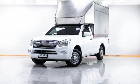 Buy Used Isuzu D-Max White Car in Bangkok in Bangkok