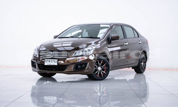 ซื้อ รถมือสอง Suzuki Ciaz สีน้ำตาล รถยนต์ ใน %{เมือง} ใน กรุงเทพมหานคร