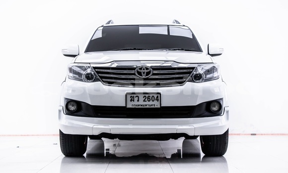 Buy Used Toyota Fortuner White Car in Bangkok in Bangkok Buy Used Toyota Fortuner White Car in Bangkok in Bangkok