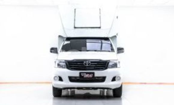 ซื้อ รถมือสอง Toyota Hiluxe VIGO ขาว รถยนต์ ใน %{เมือง} ใน กรุงเทพมหานคร ซื้อ รถมือสอง Toyota Hiluxe VIGO ขาว รถยนต์ ใน %{เมือง} ใน กรุงเทพมหานคร