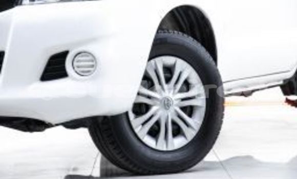 ซื้อ รถมือสอง Toyota Hiluxe VIGO ขาว รถยนต์ ใน %{เมือง} ใน กรุงเทพมหานคร ซื้อ รถมือสอง Toyota Hiluxe VIGO ขาว รถยนต์ ใน %{เมือง} ใน กรุงเทพมหานคร