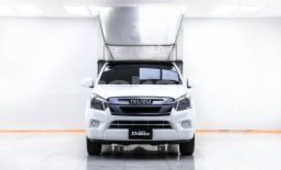 ซื้อ รถมือสอง Isuzu D-Max ขาว รถยนต์ ใน %{เมือง} ใน กรุงเทพมหานคร ซื้อ รถมือสอง Isuzu D-Max ขาว รถยนต์ ใน %{เมือง} ใน กรุงเทพมหานคร