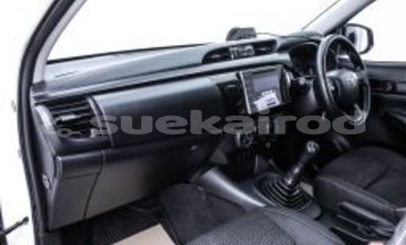 ซื้อ รถมือสอง Toyota Hiluxe Revo ขาว รถยนต์ ใน %{เมือง} ใน กรุงเทพมหานคร ซื้อ รถมือสอง Toyota Hiluxe Revo ขาว รถยนต์ ใน %{เมือง} ใน กรุงเทพมหานคร