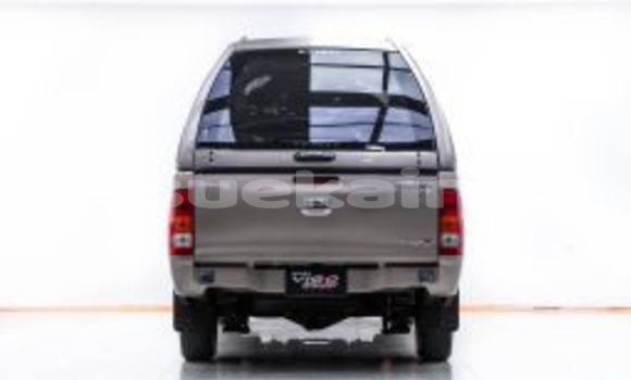 Buy Used Toyota Hiluxe VIGO Brown Car in Bangkok in Bangkok Buy Used Toyota Hiluxe VIGO Brown Car in Bangkok in Bangkok