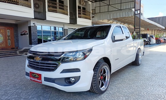 ซื้อ รถมือสอง Chevrolet Colorado ขาว รถยนต์ ใน %{เมือง} ใน ยโสธร