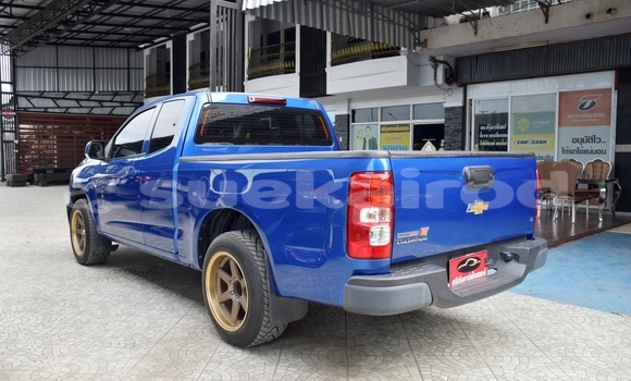 Buy Used Chevrolet Colorado Blue Car in Yasothon in Yasothon Buy Used Chevrolet Colorado Blue Car in Yasothon in Yasothon