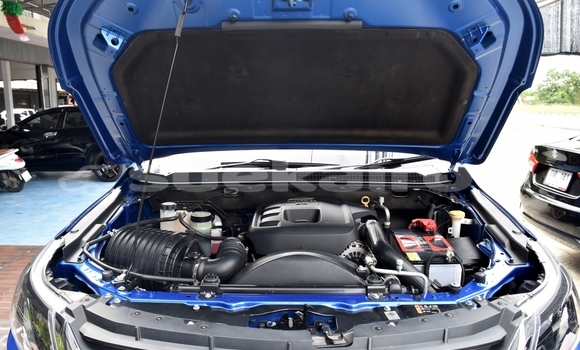 Buy Used Chevrolet Colorado Blue Car in Yasothon in Yasothon Buy Used Chevrolet Colorado Blue Car in Yasothon in Yasothon