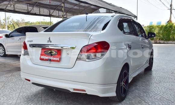 ซื้อ รถมือสอง Mitsubishi Attrage ขาว รถยนต์ ใน %{เมือง} ใน ยโสธร ซื้อ รถมือสอง Mitsubishi Attrage ขาว รถยนต์ ใน %{เมือง} ใน ยโสธร