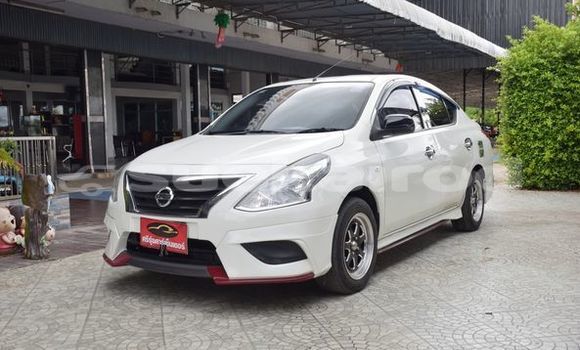 Buy Used Nissan Almera White Car in Yasothon in Yasothon