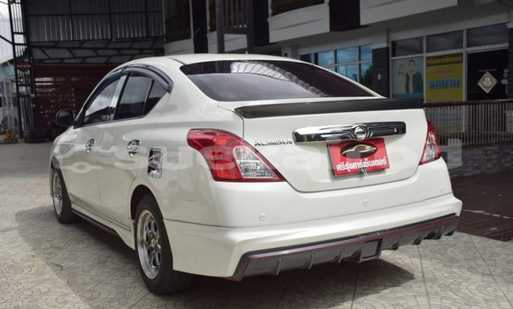 Buy Used Nissan Almera White Car in Yasothon in Yasothon Buy Used Nissan Almera White Car in Yasothon in Yasothon