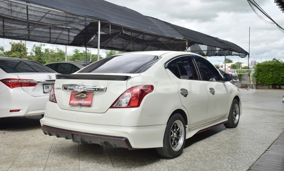Buy Used Nissan Almera White Car in Yasothon in Yasothon Buy Used Nissan Almera White Car in Yasothon in Yasothon