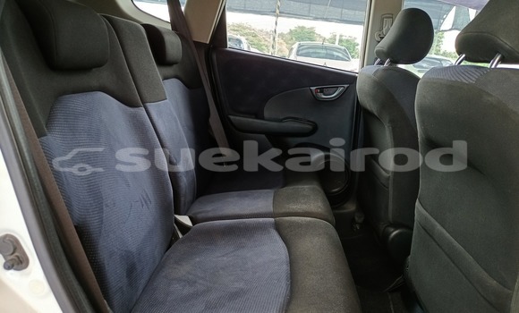 Buy Used Honda Jazz White Car in Yasothon in Yasothon Buy Used Honda Jazz White Car in Yasothon in Yasothon