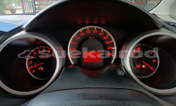 Buy Used Honda Jazz White Car in Yasothon in Yasothon Buy Used Honda Jazz White Car in Yasothon in Yasothon