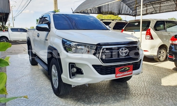 ซื้อ รถมือสอง Toyota Hiluxe Revo ขาว รถยนต์ ใน %{เมือง} ใน ยโสธร ซื้อ รถมือสอง Toyota Hiluxe Revo ขาว รถยนต์ ใน %{เมือง} ใน ยโสธร