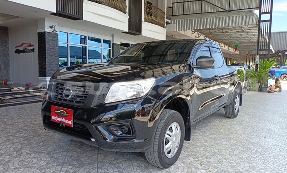 ซื้อ รถมือสอง Nissan Navara สีดำ รถยนต์ ใน %{เมือง} ใน ยโสธร
