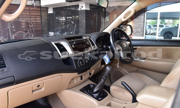 Buy Used Toyota Hiluxe VIGO White Car in Yasothon in Yasothon Buy Used Toyota Hiluxe VIGO White Car in Yasothon in Yasothon