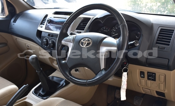 Buy Used Toyota Hiluxe VIGO White Car in Yasothon in Yasothon Buy Used Toyota Hiluxe VIGO White Car in Yasothon in Yasothon