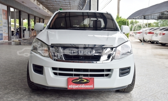 Buy Used Isuzu D-Max White Car in Yasothon in Yasothon Buy Used Isuzu D-Max White Car in Yasothon in Yasothon