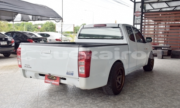 Buy Used Isuzu D-Max White Car in Yasothon in Yasothon Buy Used Isuzu D-Max White Car in Yasothon in Yasothon