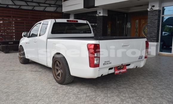 Buy Used Isuzu D-Max White Car in Yasothon in Yasothon Buy Used Isuzu D-Max White Car in Yasothon in Yasothon