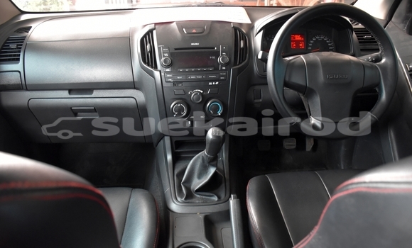 Buy Used Isuzu D-Max White Car in Yasothon in Yasothon Buy Used Isuzu D-Max White Car in Yasothon in Yasothon