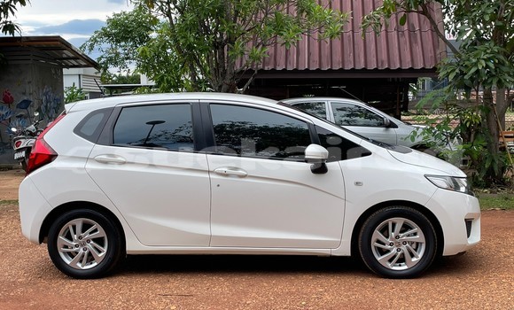 ซื้อ รถมือสอง Honda Jazz ขาว รถยนต์ ใน %{เมือง} ใน สกลนคร ซื้อ รถมือสอง Honda Jazz ขาว รถยนต์ ใน %{เมือง} ใน สกลนคร