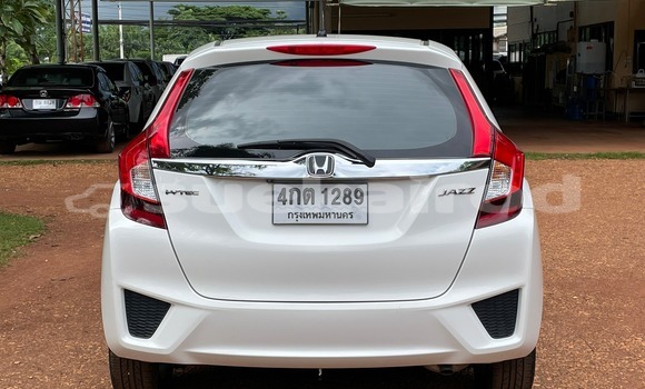 ซื้อ รถมือสอง Honda Jazz ขาว รถยนต์ ใน %{เมือง} ใน สกลนคร ซื้อ รถมือสอง Honda Jazz ขาว รถยนต์ ใน %{เมือง} ใน สกลนคร