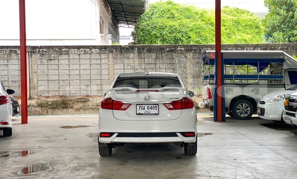 ซื้อ รถมือสอง Honda City ขาว รถยนต์ ใน %{เมือง} ใน กรุงเทพมหานคร ซื้อ รถมือสอง Honda City ขาว รถยนต์ ใน %{เมือง} ใน กรุงเทพมหานคร