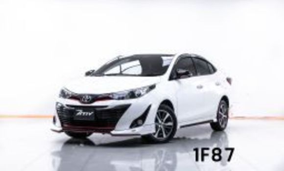ซื้อ รถมือสอง Toyota Yaris Ativ ขาว รถยนต์ ใน %{เมือง} ใน กรุงเทพมหานคร ซื้อ รถมือสอง Toyota Yaris Ativ ขาว รถยนต์ ใน %{เมือง} ใน กรุงเทพมหานคร