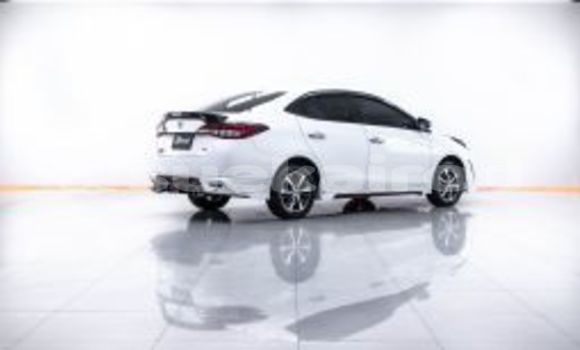 ซื้อ รถมือสอง Toyota Yaris Ativ ขาว รถยนต์ ใน %{เมือง} ใน กรุงเทพมหานคร ซื้อ รถมือสอง Toyota Yaris Ativ ขาว รถยนต์ ใน %{เมือง} ใน กรุงเทพมหานคร