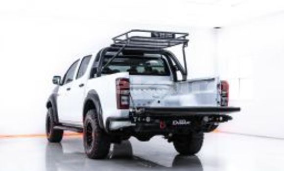 Buy Used Isuzu D-Max White Car in Bangkok in Bangkok Buy Used Isuzu D-Max White Car in Bangkok in Bangkok