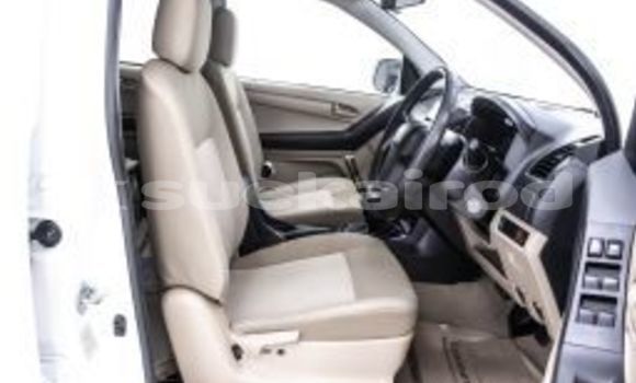 Buy Used Isuzu D-Max White Car in Bangkok in Bangkok Buy Used Isuzu D-Max White Car in Bangkok in Bangkok
