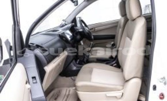 Buy Used Isuzu D-Max White Car in Bangkok in Bangkok Buy Used Isuzu D-Max White Car in Bangkok in Bangkok