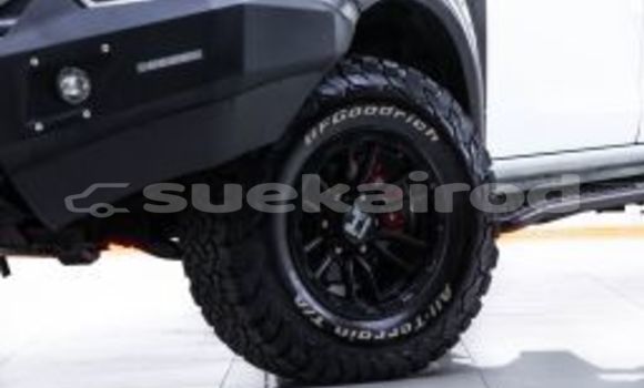 Buy Used Isuzu D-Max White Car in Bangkok in Bangkok Buy Used Isuzu D-Max White Car in Bangkok in Bangkok