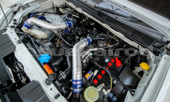 Buy Used Isuzu D–MAX White Car in Bangkok in Bangkok Buy Used Isuzu D–MAX White Car in Bangkok in Bangkok