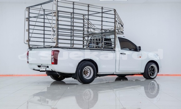 Buy Used Isuzu D–MAX White Car in Bangkok in Bangkok Buy Used Isuzu D–MAX White Car in Bangkok in Bangkok