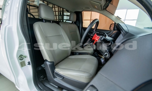 Buy Used Isuzu D–MAX White Car in Bangkok in Bangkok Buy Used Isuzu D–MAX White Car in Bangkok in Bangkok