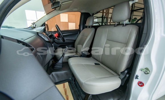 Buy Used Isuzu D–MAX White Car in Bangkok in Bangkok Buy Used Isuzu D–MAX White Car in Bangkok in Bangkok