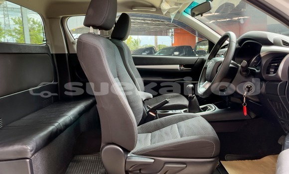 ซื้อ รถมือสอง Toyota Hiluxe Revo ขาว รถยนต์ ใน %{เมือง} ใน สุราษฎร์ธานี ซื้อ รถมือสอง Toyota Hiluxe Revo ขาว รถยนต์ ใน %{เมือง} ใน สุราษฎร์ธานี