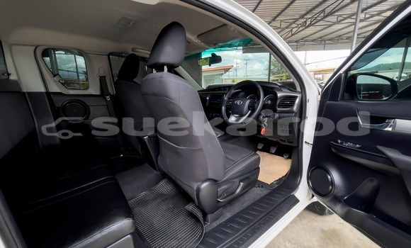 ซื้อ รถมือสอง Toyota Hiluxe Revo ขาว รถยนต์ ใน %{เมือง} ใน สุราษฎร์ธานี ซื้อ รถมือสอง Toyota Hiluxe Revo ขาว รถยนต์ ใน %{เมือง} ใน สุราษฎร์ธานี