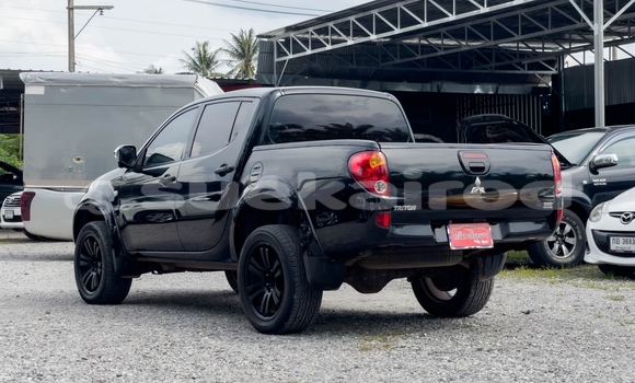 ซื้อ รถมือสอง Mitsubishi Triton สีดำ รถยนต์ ใน %{เมือง} ใน สุราษฎร์ธานี ซื้อ รถมือสอง Mitsubishi Triton สีดำ รถยนต์ ใน %{เมือง} ใน สุราษฎร์ธานี