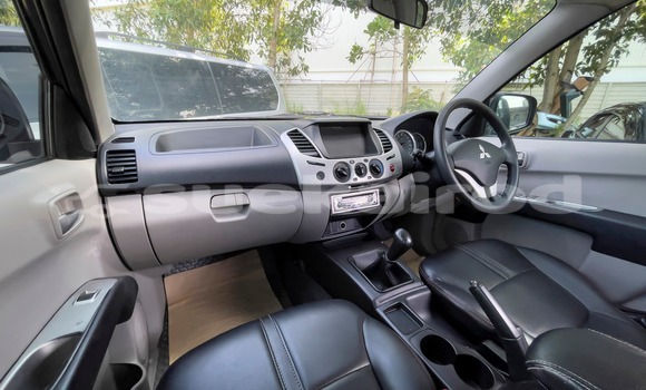 ซื้อ รถมือสอง Mitsubishi Triton สีดำ รถยนต์ ใน %{เมือง} ใน สุราษฎร์ธานี ซื้อ รถมือสอง Mitsubishi Triton สีดำ รถยนต์ ใน %{เมือง} ใน สุราษฎร์ธานี