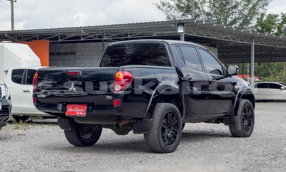 ซื้อ รถมือสอง Mitsubishi Triton สีดำ รถยนต์ ใน %{เมือง} ใน สุราษฎร์ธานี ซื้อ รถมือสอง Mitsubishi Triton สีดำ รถยนต์ ใน %{เมือง} ใน สุราษฎร์ธานี