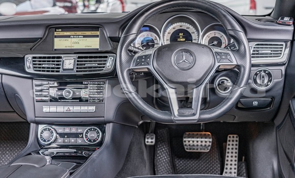 Buy Used Mercedes-Benz C-Classe White Car in Bangkok in Bangkok Buy Used Mercedes-Benz C-Classe White Car in Bangkok in Bangkok